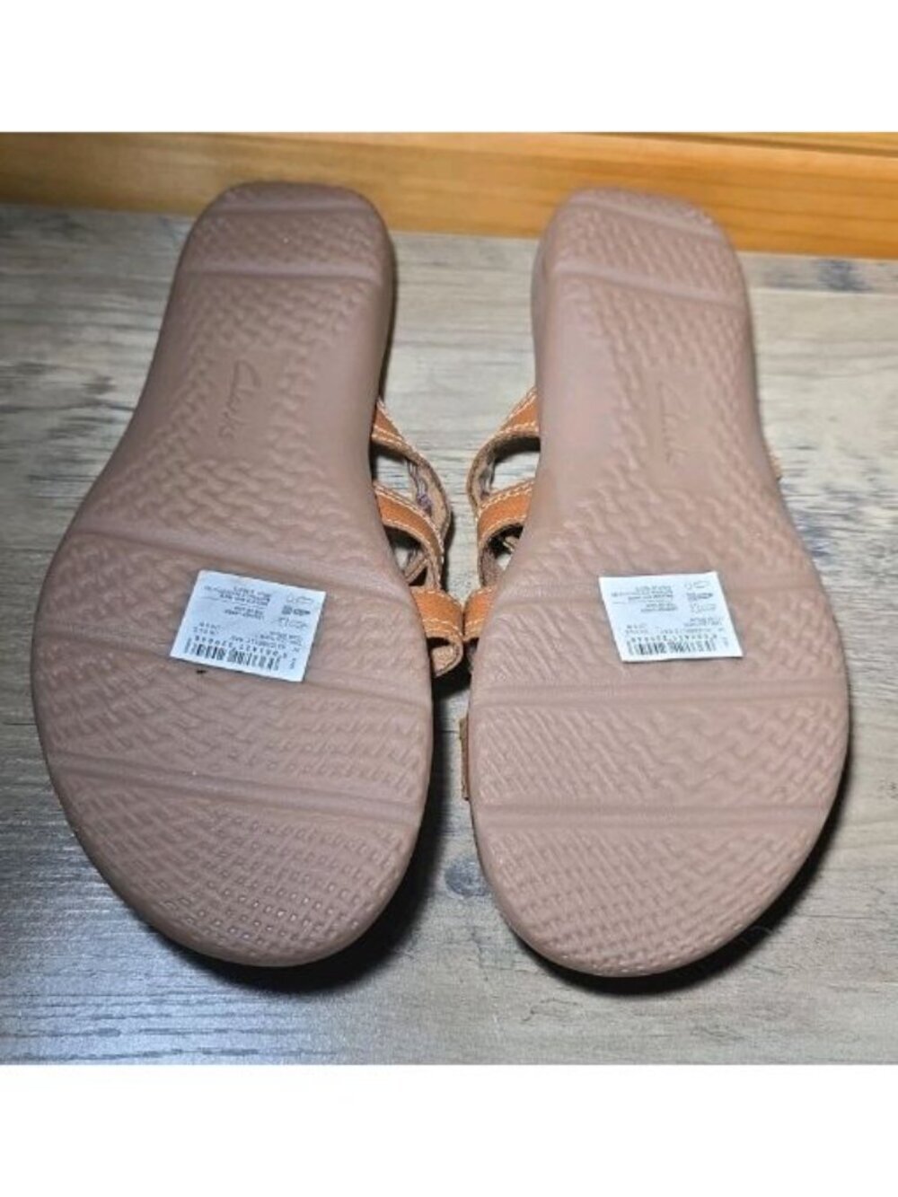 Clark's Size 9w Collection Elizabelle Bay Brown Leather Thong Sandels Adjustable - Picture 5 of 10